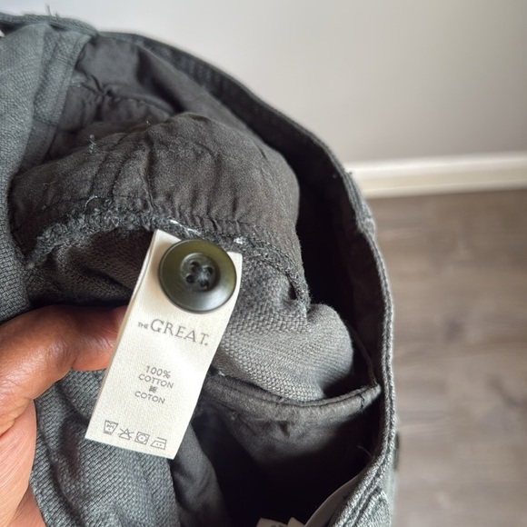 The GREAT. The Trouser Short Pleated Marsh Green 27 - Picture 7 of 9